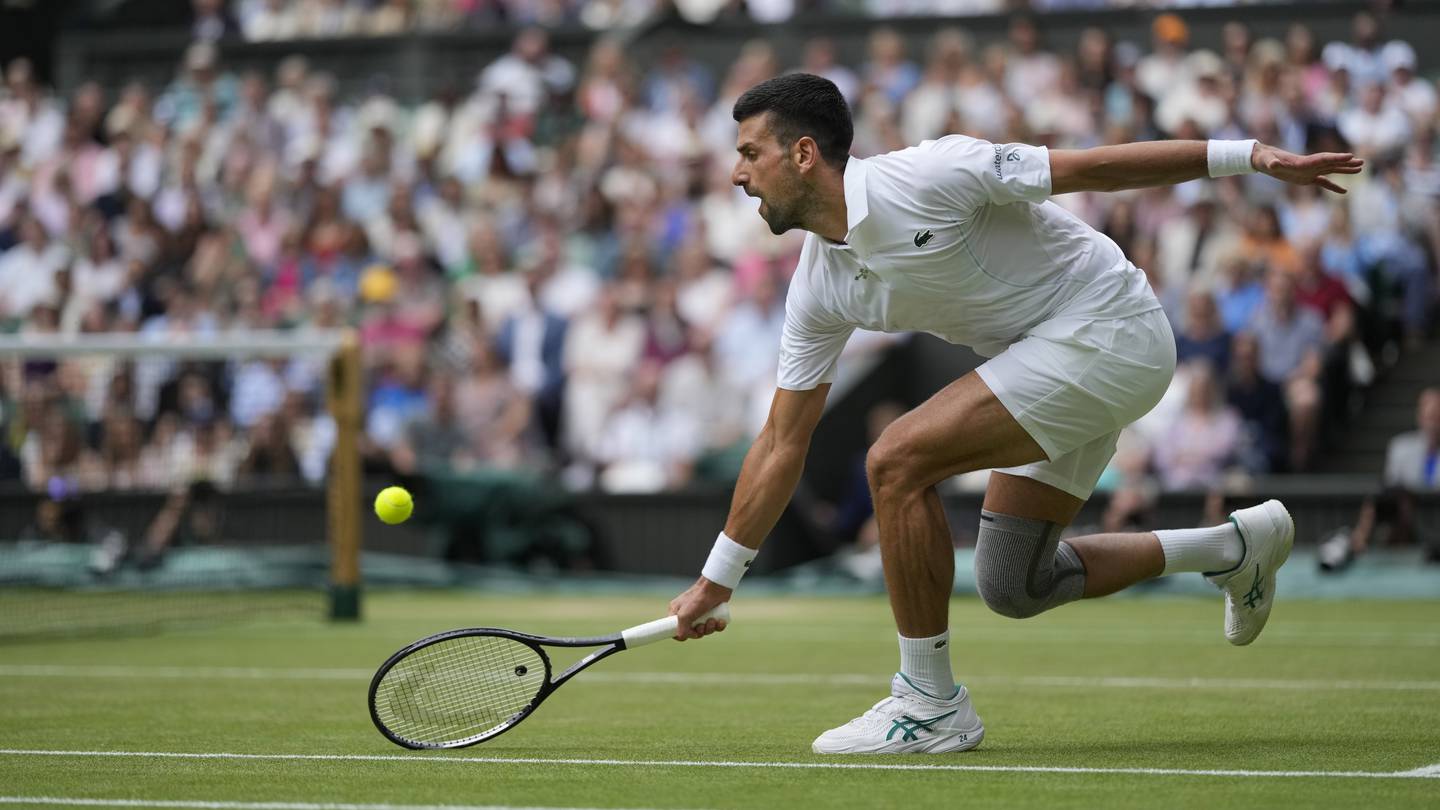 Novak Djokovic and Carlos Alcaraz meet in a Wimbledon men