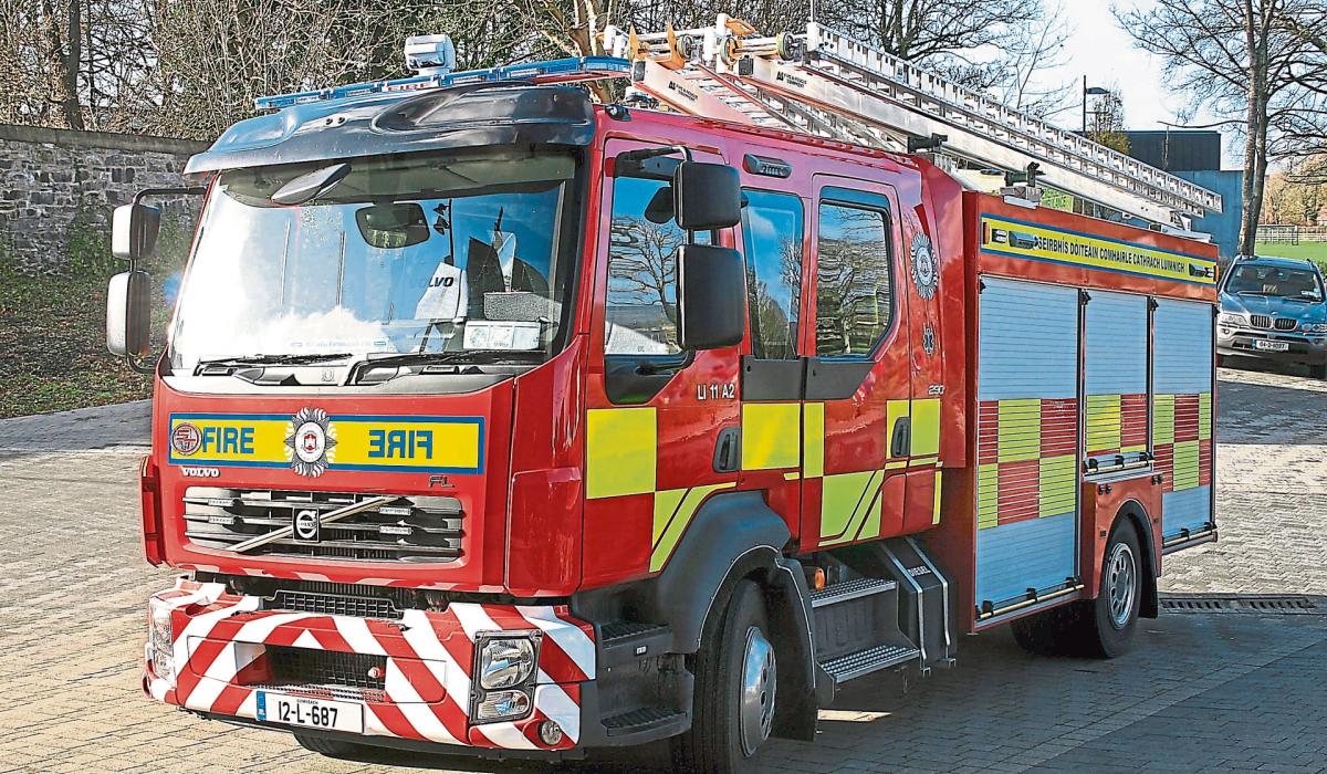 Emergency service deployed to fire at former Limerick hotel [Video]